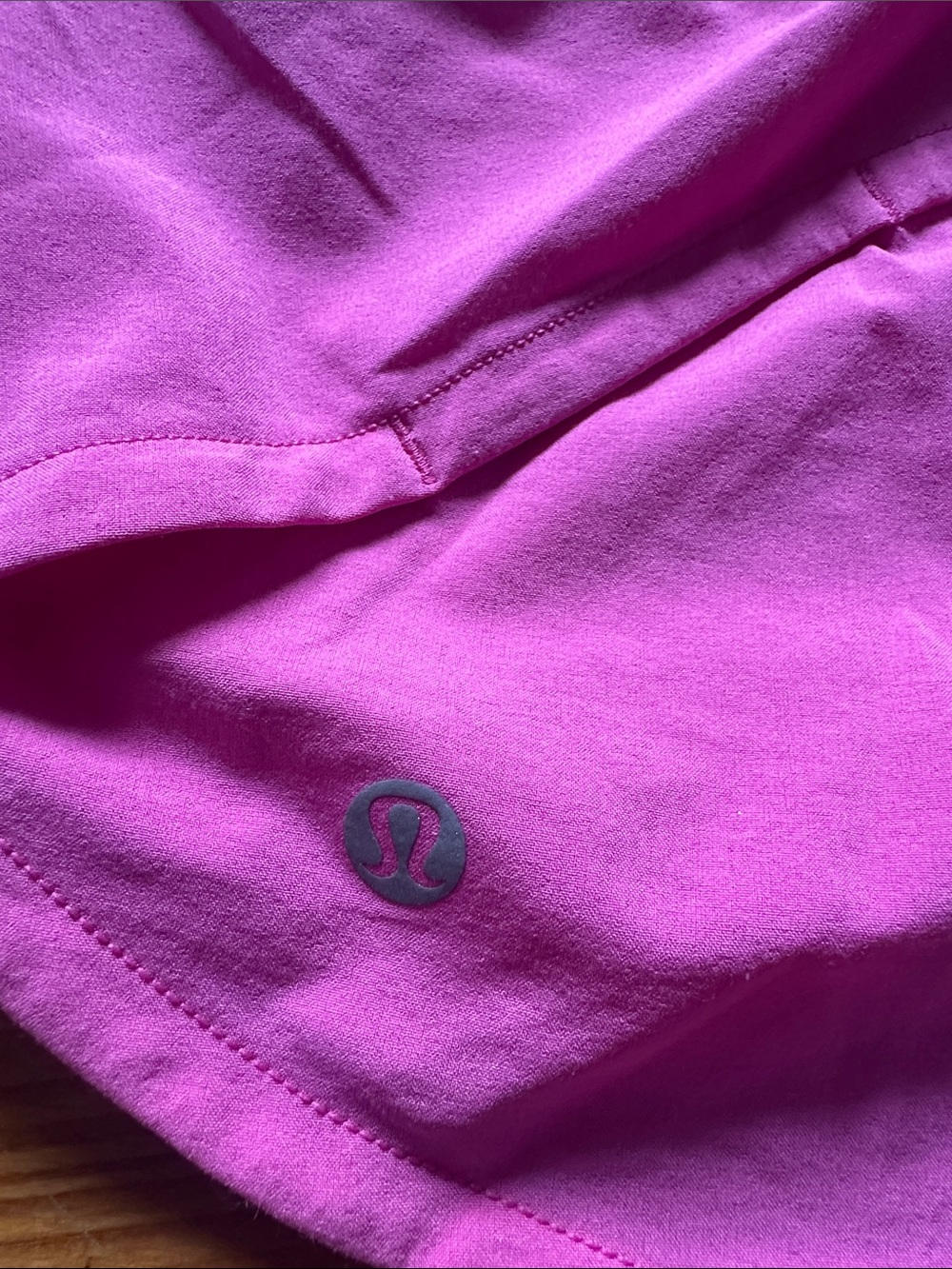 Lululemon athletics Women's Speed Up Shorts 2.5” - Picture 3 of 3